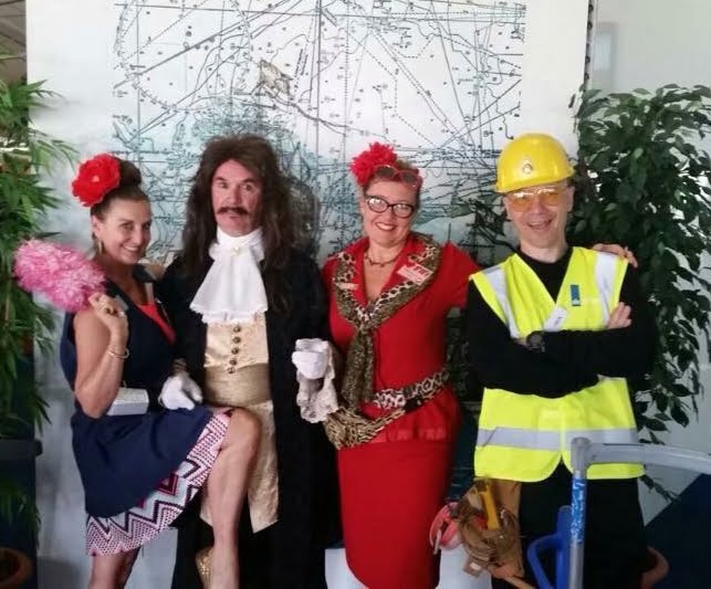 Improvisatieacteurs aan het werk tijdens Marinedagen 2015