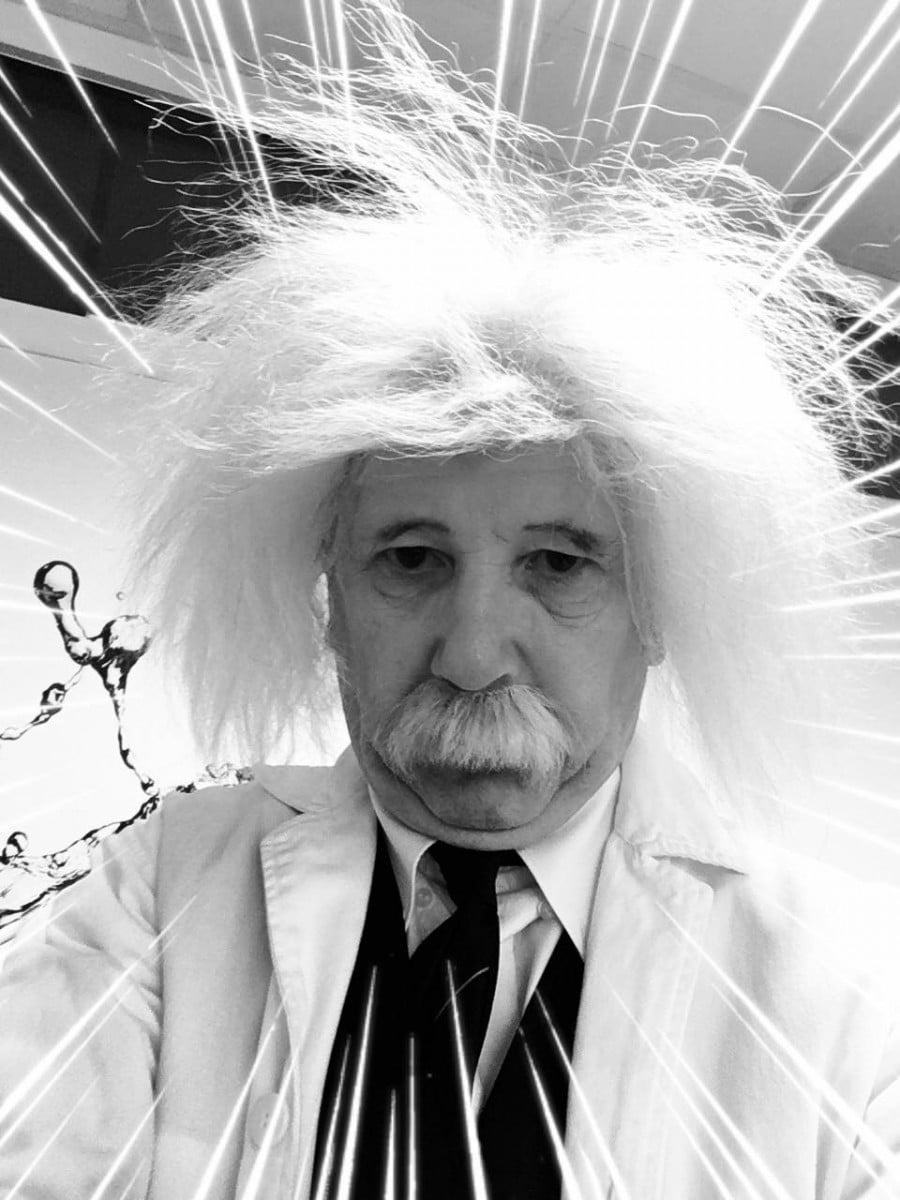 Einstein look a like Albert Einstein bij klantendag Aboma